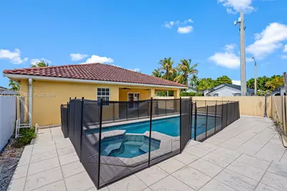14300 SW 52nd St, Miami, FL 33175 - Photo 52