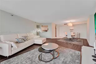 3500 Mystic Pointe Dr, Aventura, FL 33180 - Photo 12