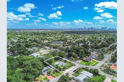 981 NE 152nd St, Miami, FL 33162 - Photo 40
