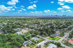 981 NE 152nd St, Miami, FL 33162 - Photo 40