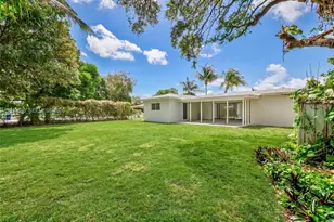 981 NE 152nd St, Miami, FL 33162 - Photo 14