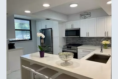 1266 S Military Trl #514, Deerfield Beach, FL 33442 - Photo 4