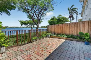22181 SW 92nd Pl, Cutler Bay, FL 33190 - Photo 20