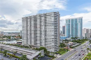 2030 S Ocean Dr, Hallandale Beach, FL 33009 - Photo 4