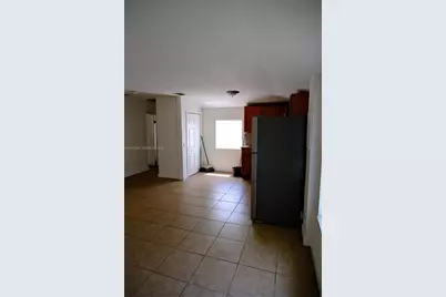 1455 NE 146th St #B, Miami, FL 33161 - Photo 4