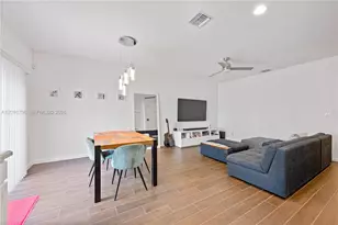 1106 NW 40th Ter, Lauderhill, FL 33313 - Photo 6
