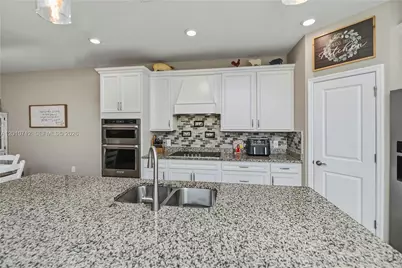 16241 Rosemallow Lane, Fort Myers, FL 33920 - Photo 24