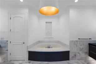 26 Tahiti Beach Island Rd, Coral Gables, FL 33143 - Photo 32