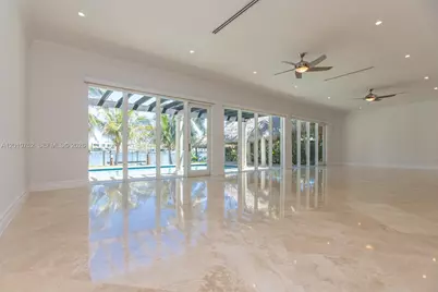 425 N Shore Dr, Miami Beach, FL 33141 - Photo 16