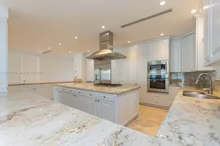425 N Shore Dr, Miami Beach, FL 33141 - Photo 4