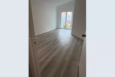 1407 Seagrape Cir, Weston, FL 33326 - Photo 2