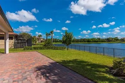 11170 NW 82nd Pl, Parkland, FL 33076 - Photo 8