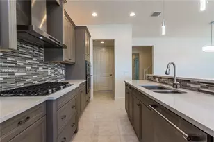 11170 NW 82nd Pl, Parkland, FL 33076 - Photo 10