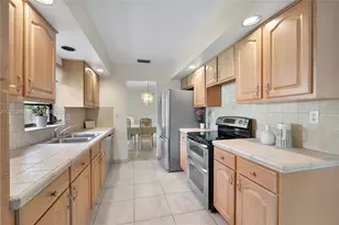 18535 SW 90th Ct, Cutler Bay, FL 33157 - Photo 4