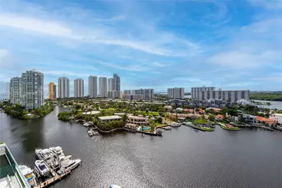 400 Sunny Isles Blvd #1518, Sunny Isles Beach, FL 33160 - Photo 4