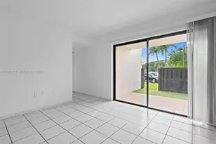 9431 Fontainebleau Blvd, Miami, FL 33172 - Photo 22
