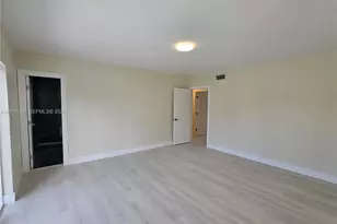 834 Raymond St, Miami Beach, FL 33141 - Photo 28