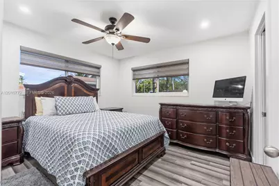 630 NE 23rd Ct, Pompano Beach, FL 33064 - Photo 20