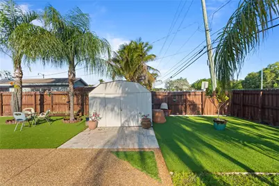 630 NE 23rd Ct, Pompano Beach, FL 33064 - Photo 36