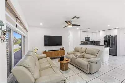 630 NE 23rd Ct, Pompano Beach, FL 33064 - Photo 6