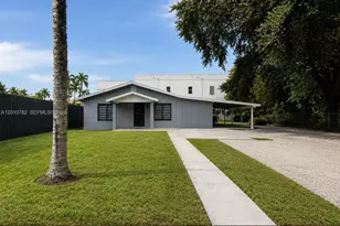 3162 NW 168th Terrace, Miami Gardens, FL 33056 - Photo 2