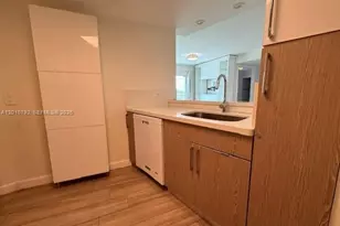 2415 NW 16th St Rd, Miami, FL 33125 - Photo 4