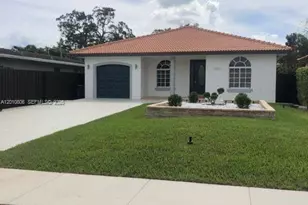 9910 SW 23rd St, Miami, FL 33165 - Photo 2