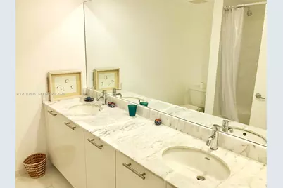 951 Brickell Ave #1210, Miami, FL 33131 - Photo 6