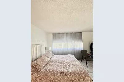 999 Brickell Bay Dr #1905, Miami, FL 33131 - Photo 22
