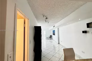 999 Brickell Bay Dr, Miami, FL 33131 - Photo 12