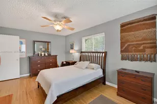 11400 NE 9th Ave, Biscayne Park, FL 33161 - Photo 22
