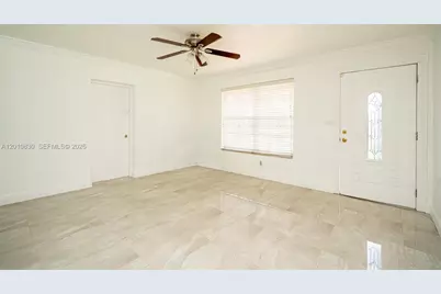 18010 NW 48th Ct, Miami Gardens, FL 33055 - Photo 16