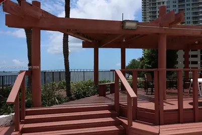 905 Brickell Bay Dr #1824, Miami, FL 33131 - Photo 26