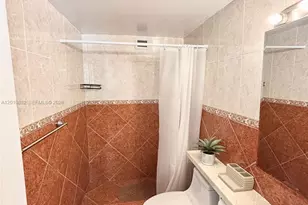905 Brickell Bay Dr, Miami, FL 33131 - Photo 18