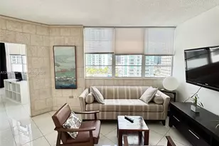 905 Brickell Bay Dr, Miami, FL 33131 - Photo 4