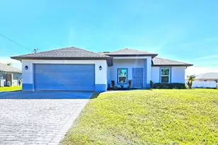 604 Wilmington, Cape Coral, FL 33993 - Photo 2