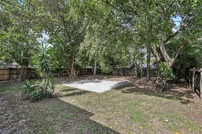 1115 NW 7th Ave, Fort Lauderdale, FL 33311 - Photo 32