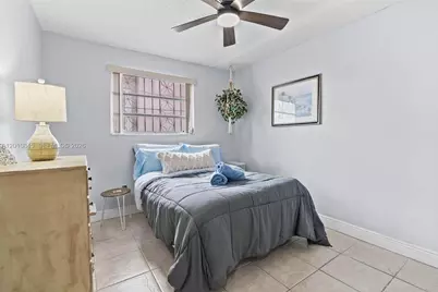 1712 SW 13th St, Miami, FL 33145 - Photo 10