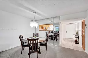 575 Oaks Ln, Pompano Beach, FL 33069 - Photo 18