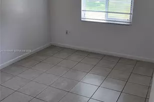 10900 SW 196th St, Cutler Bay, FL 33157 - Photo 8