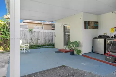 11021 SW 4th St, Sweetwater, FL 33174 - Photo 26