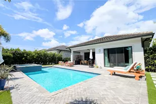 2879 Gin Berry Way, West Palm Beach, FL 33401 - Photo 16