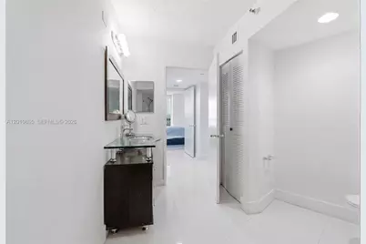 19195 NE 36th Ct #604, Aventura, FL 33180 - Photo 24