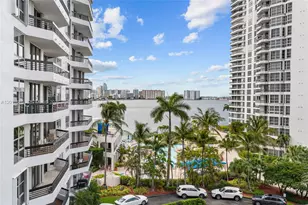 19195 NE 36th Ct, Aventura, FL 33180 - Photo 12