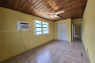 1051 E 18th St, Hialeah, FL 33013 - Photo 16