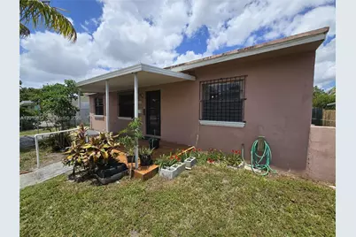 1051 E 18th St, Hialeah, FL 33013 - Photo 4