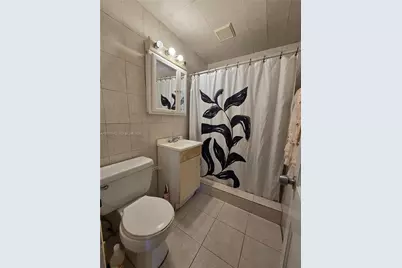 1051 E 18th St, Hialeah, FL 33013 - Photo 8