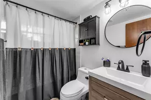18895 SW 212th St, Miami, FL 33187 - Photo 18