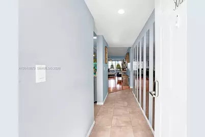 6049 Balboa Cir #302, Boca Raton, FL 33433 - Photo 2