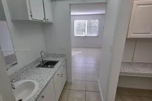 6980 NW 186th St, Hialeah, FL 33015 - Photo 4